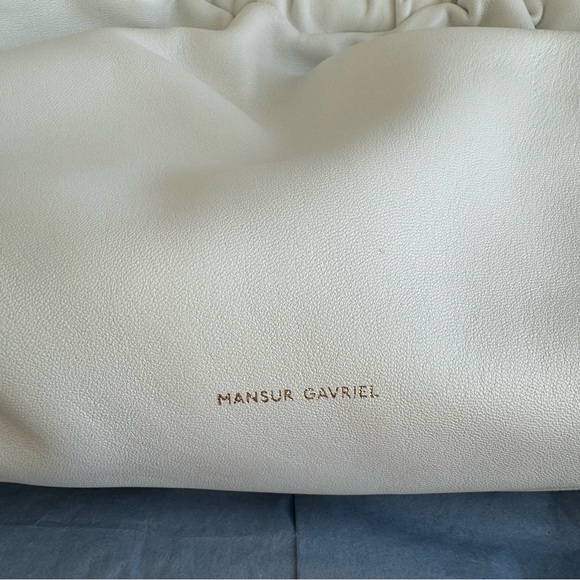 Brand New in Box Mansur Gavriel Cloud Clutch, White Italian Lambskin Leather - Picture 6 of 10